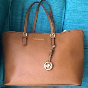 Michael Kors | Jet Set Travel Tote